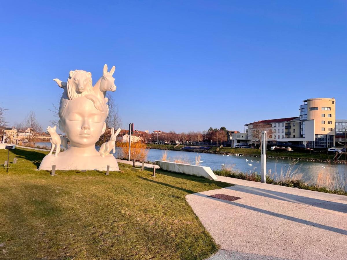 Joli Appartement Au Coeur De Ville Château-Thierry Exteriér fotografie